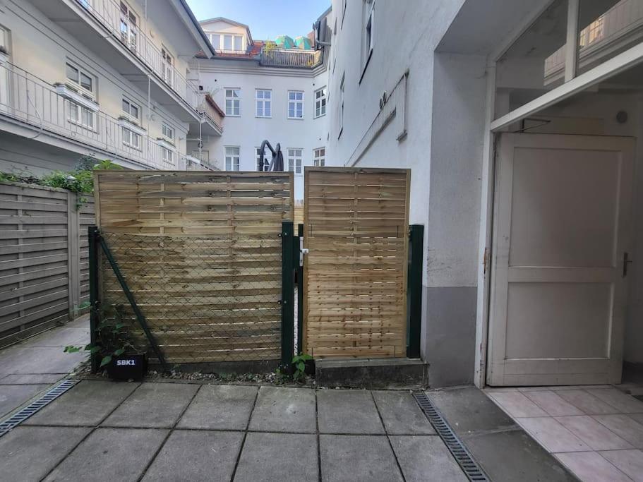 Exklusive Gartenwohnung Viena Exterior foto